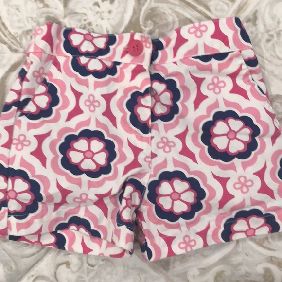 Girls top and shorts set - Picture 3 of 7